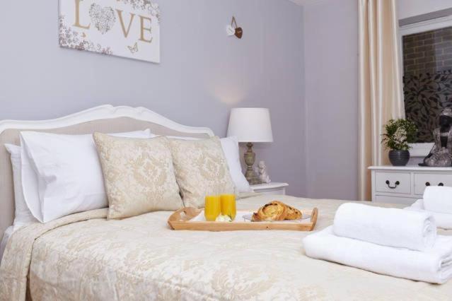 Three Bedroom Apartment By Beautiful Park Londra Dış mekan fotoğraf