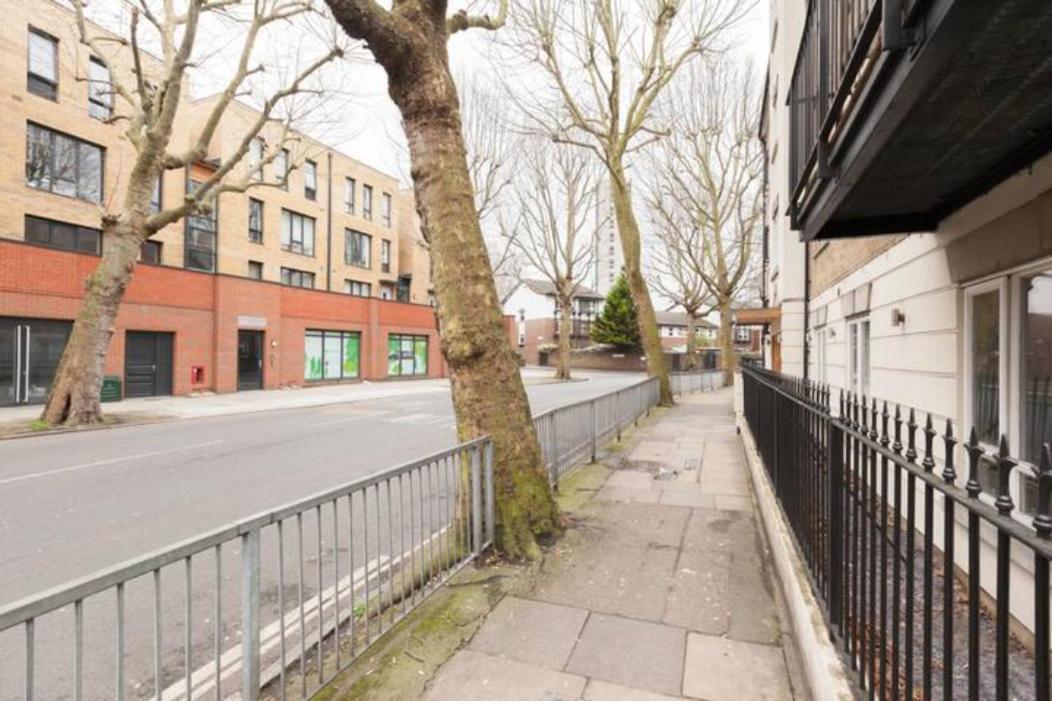 Three Bedroom Apartment By Beautiful Park Londra Dış mekan fotoğraf
